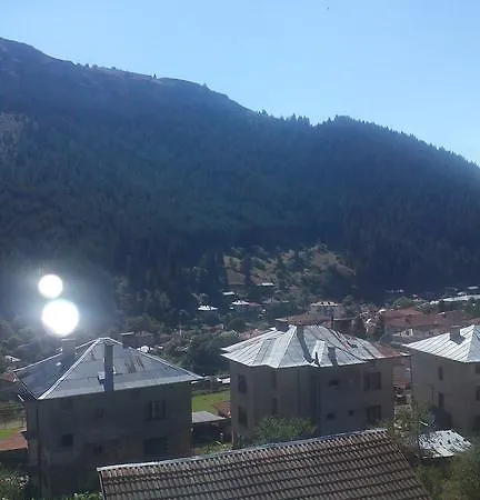 Jani Guest house